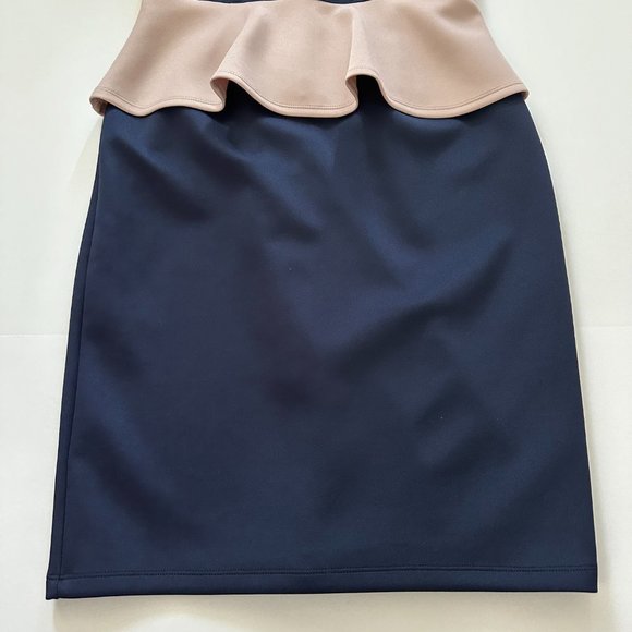 NWOT _ ENFOCUS STUDIO Women's Crewneck Short Sleeve Ruffle Designed Slim Dress - Picture 3 of 5